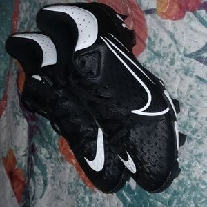 NWOT Nike HyperDiamond 4 softball cleats size 10 women's